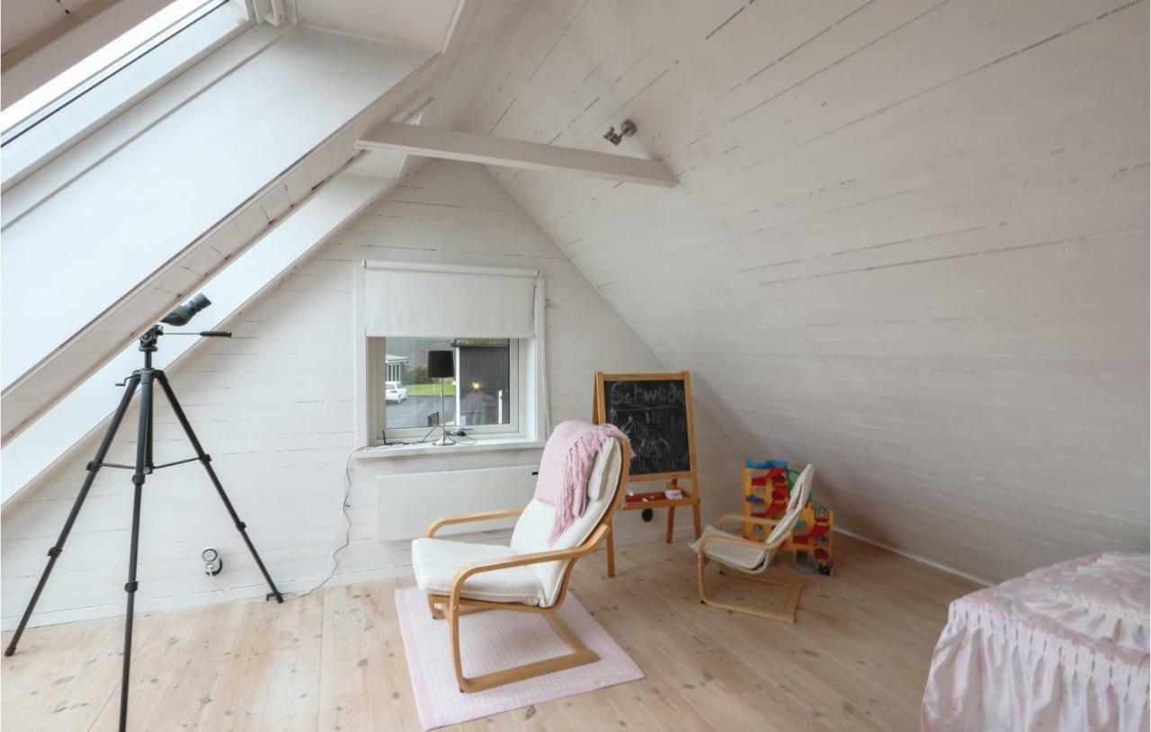 Gorgeous Home In Oestra Soennarsloev With Kitchen Ostra Sonnarslov 외부 사진