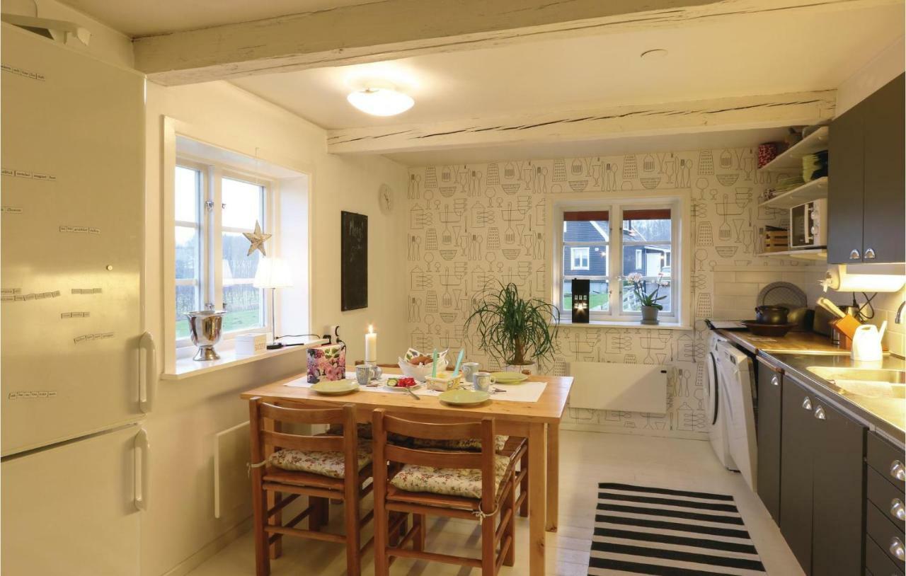 Gorgeous Home In Oestra Soennarsloev With Kitchen Ostra Sonnarslov 외부 사진